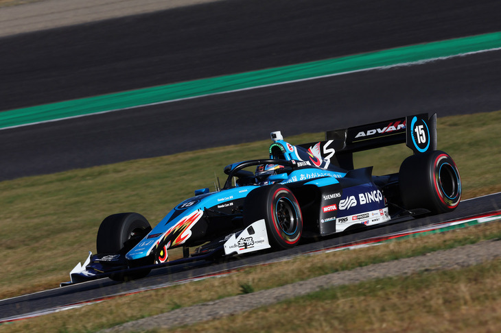 笹原右京選手がドライブした「TEAM MUGEN BINGO SF19」。