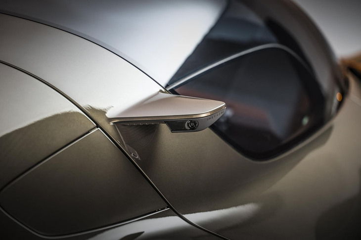 ポルシェ・ミッションX（アウターカメラ）