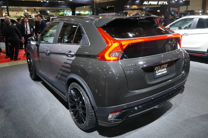 三菱エクリプス クロス（オプション装着車）