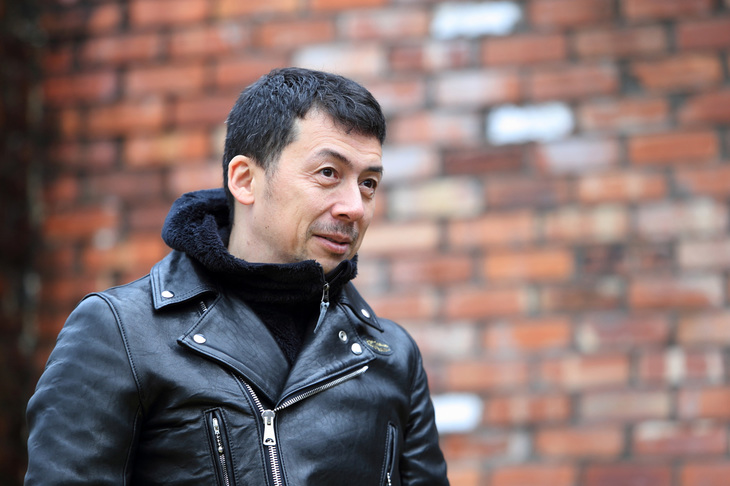 この「YZF-R25」のカスタム、点数をつけるとしたら「90点！」とのこと。「メーターやタンクの改造が難しいのは知ってるけど、日本のオッサンはうるさいからね！」と笑顔だった。