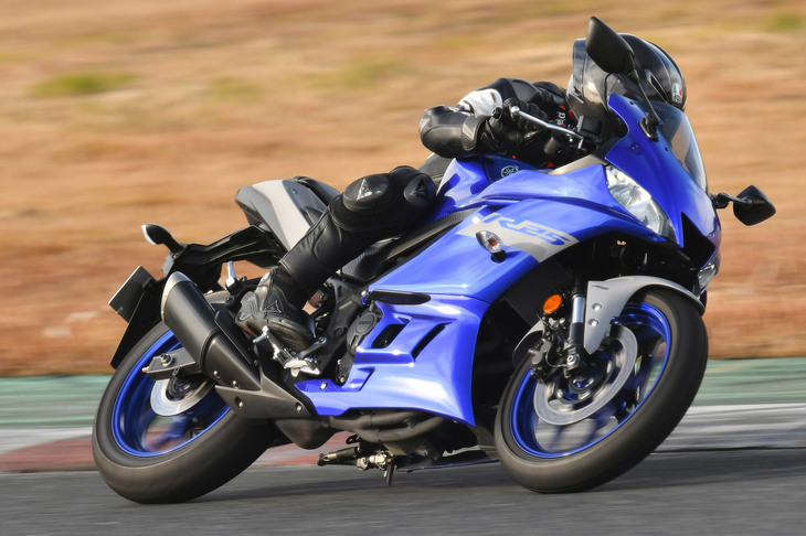 ヤマハYZF-R25 ABS