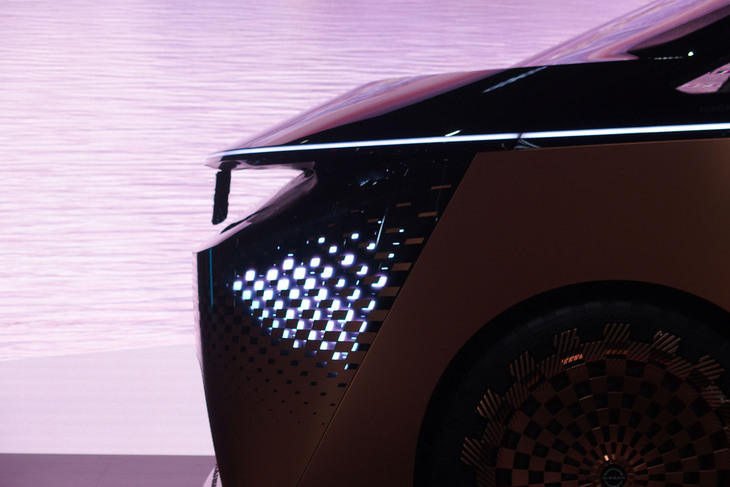 日産ハイパーツアラー