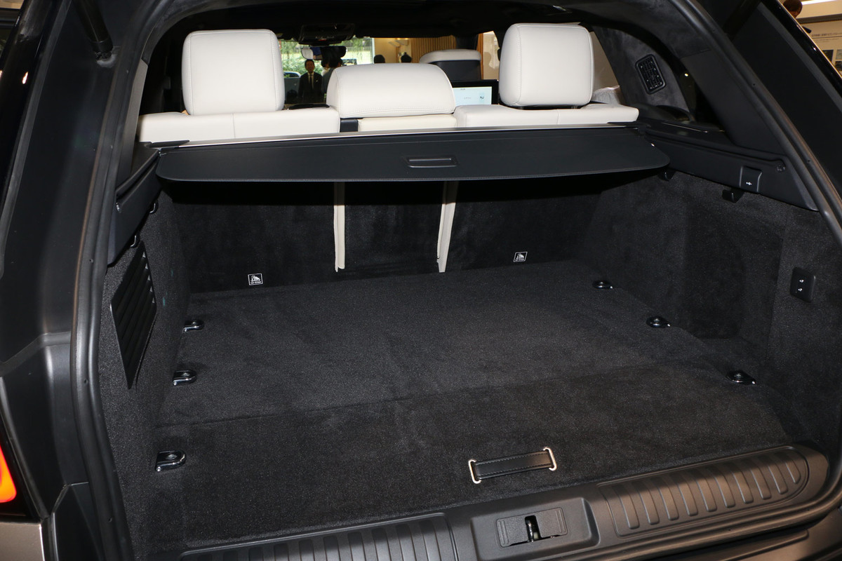 新型レンジローバー バッテリー駆動 新型レンジローバー バッテリー駆動 ランドローバー初のPHEVを「レンジ