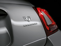 「アバルト595／595Cエッセエッセ」発売　往年の名車の名を冠した限定車の画像