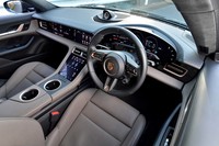 ポルシェ・タイカン ターボ（後編）の画像