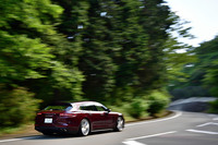 試乗車にはポルシェのロール制御システムである、ポルシェ・ダイナミックシャシー・コントロールシステム・スポーツ（PDCCスポーツ）がオプションで搭載されていた。