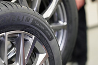 低燃費タイヤの新商品「ミシュラン・エナジーセイバー4」登場の画像