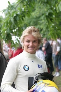 ニコ・ロズベルグ、ケケ・ロズベルグ（82年のワールドチャンピオン）の息子さんである。