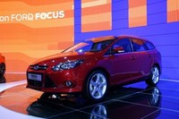 こちらは「フォーカス」のワゴン仕様。
