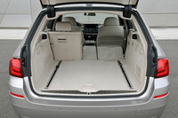 新型BMW5シリーズツーリング発売の画像