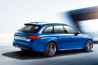 17台限定、RS 2のようなアウディRS 4アバントの画像