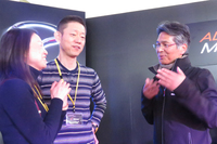 神奈川県・横浜で行われた「THANKS DAY in JAPAN 2nd」の会場にて、ファンと談笑する山本氏。このイベントは大阪や静岡、愛知などの会場で、計6回開催された。