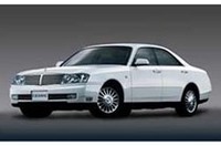 日産「セドリック」と「グロリア」の70周年記念車に「本革パッケージ」を追加の画像