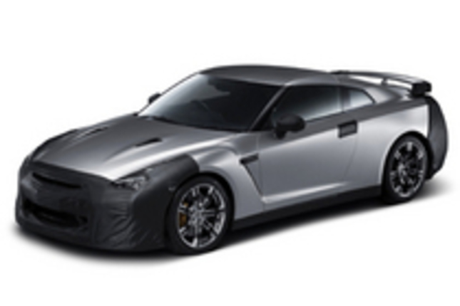 公開された「GT-R」のオフィシャルフォト。
	なんと、「目隠し」が……