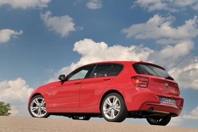 BMW118iスポーツライン（FR/6MT）【海外試乗記】 ダイナミクスで