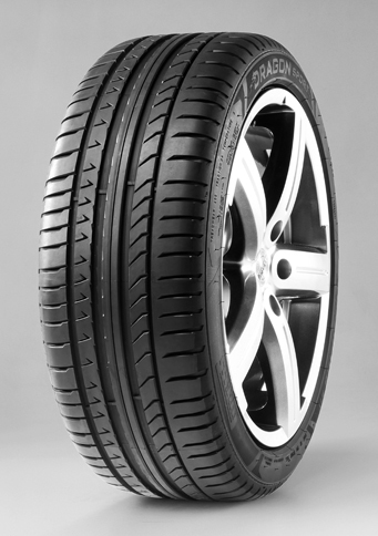 ピレリの高性能タイヤ、ドラゴンスポーツ登場 【ニュース】 - webCG