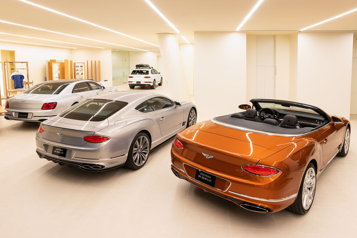 ベントレー東京 芝ショールーム（インテリア）