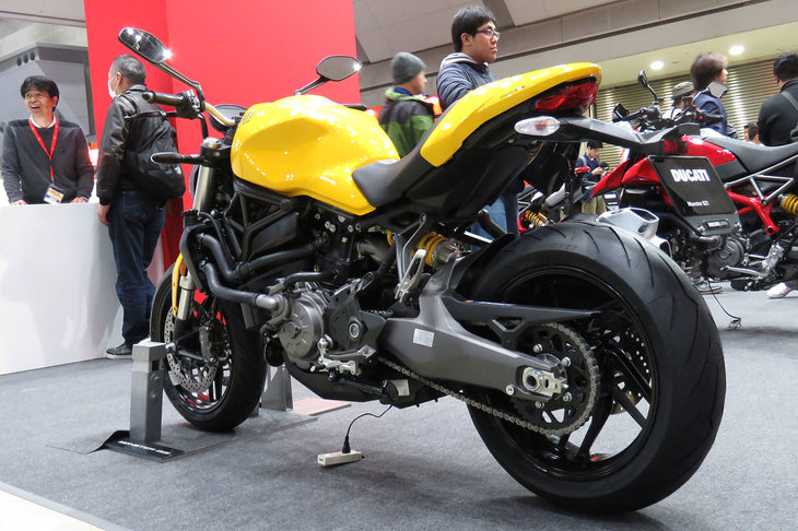 ドゥカティ・モンスター821
