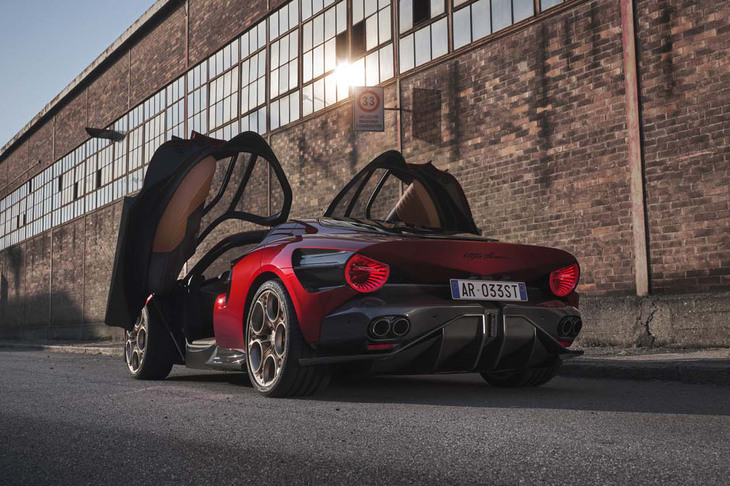 アルファ・ロメオ33ストラダーレ