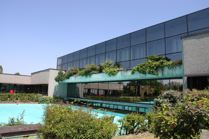 ピニンファリーナのカンビアーノ本社。