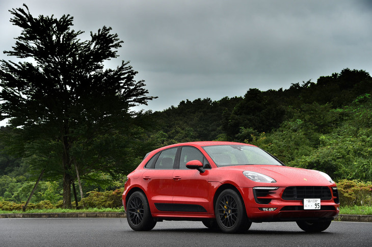 ポルシェ・マカンGTS