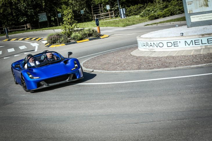 F1やWECといったモータースポーツで活躍するダラーラのレーシングカー。市販モデルの高性能スポーツカーとも縁の深い同社が生み出した、自社ブランドのスポーツカーをイタリアで味見しました。（photo：Lorenzo Marcinnò）