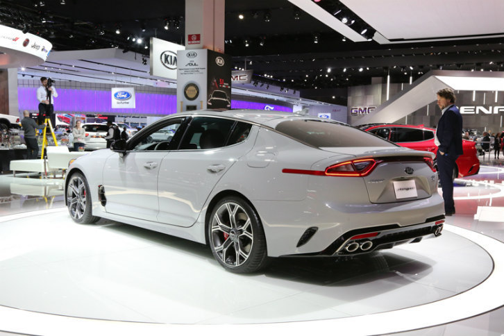 キア・スティンガー