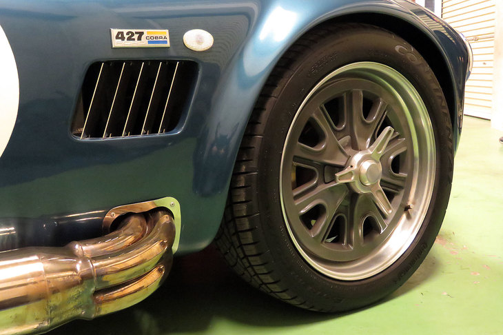 AK427（タイヤ＆ホイール）