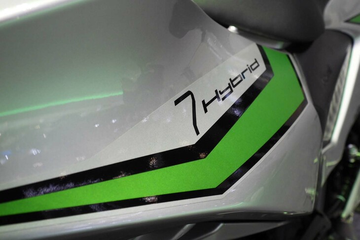 カワサキ・ニンジャ7ハイブリッド