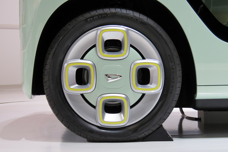 ダイハツDNプロカーゴ（ホイール）