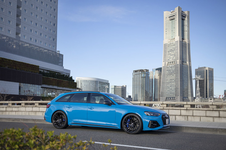 アウディRS 4アバント