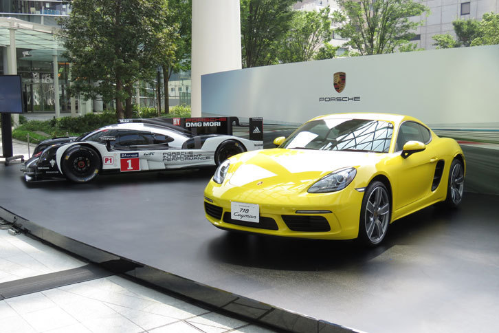 ポルシェ718ケイマン