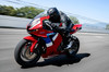 ホンダが新型「CBR600RR」を発表　レース技術をつぎ込んだ600cc級のスーパースポーツ