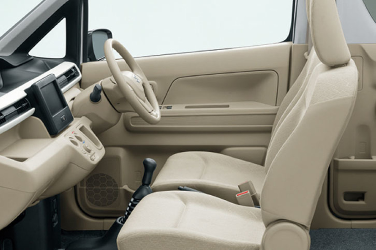 スズキが「ワゴンR」に5段MT仕様車を追加 【ニュース】 - webCG