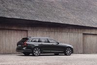 ボルボが「V90／V90クロスカントリー」に48Vマイルドハイブリッド搭載車を設定の画像