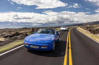 今回訪れたハワイ島は、米ハワイ州のなかで最も大きな島となる。高速、ワインディングロードを織り交ぜた風光明媚なルートを、歴代のオープントップポルシェで駆け巡った。