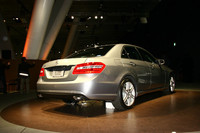 「メルセデス・ベンツEクラス」が7年ぶりに全面改良の画像