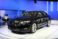 「フォード・トーラス」