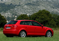 アウディA3スポーツバック2.0TFSI （2ペダル6MT）【海外試乗記】の画像