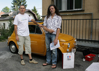 公認500クラブの面々も、新型誕生祝いと記念ミーティングのため世界各国から集結した。