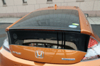 荷室の容量は通常時で214リッター（＋床下19リッター）。リアシートを倒せば401リッターまで拡大できる。
（写真をクリックするとシートの倒れるさまが見られます）