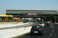 片側2車線を3車線にする工事中のスナップ。2008年撮影。