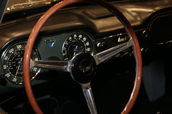 ランチア・フラミニアGTクーペ ツーリング（1962年）／オートダイレクト