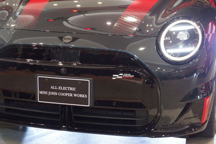 MINIジョンクーパーワークスE（フロントフェイス）