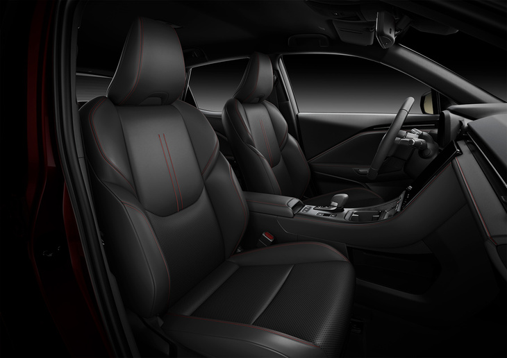 「ACTIVE」グレードのインテリア。