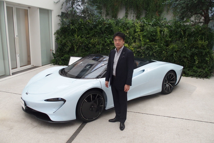 「スピードテール」の発表イベントに登壇したマクラーレン・オートモーティブ・アジア 日本支社代表の正本嘉宏氏。