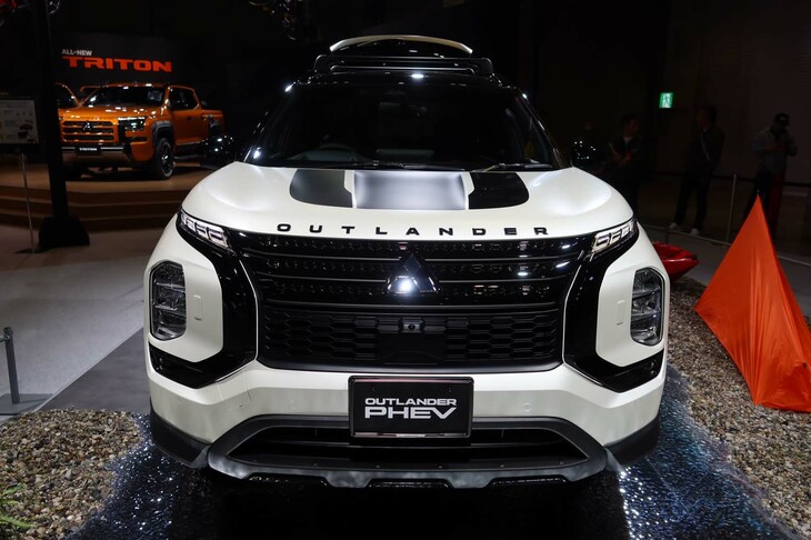 三菱アウトランダーPHEV ACTIVE FIELD