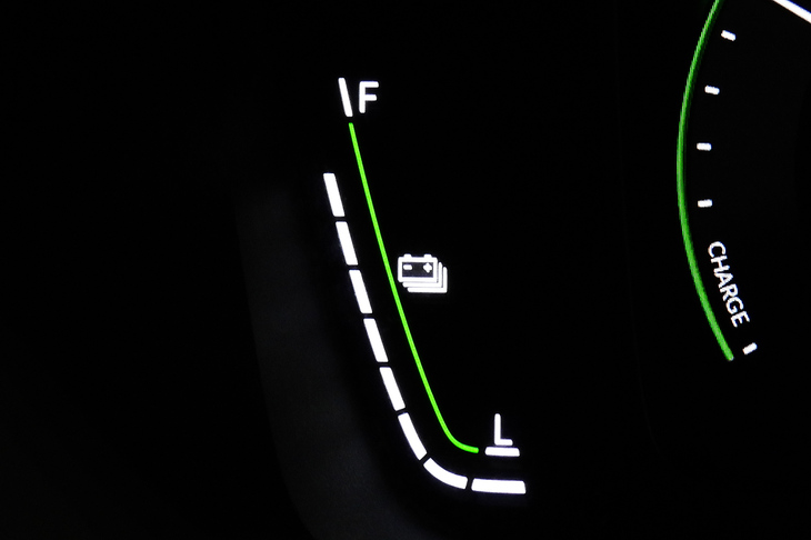 ホンダCR-V e：FCEV（フル液晶メーター＜バッテリー残量表示＞）