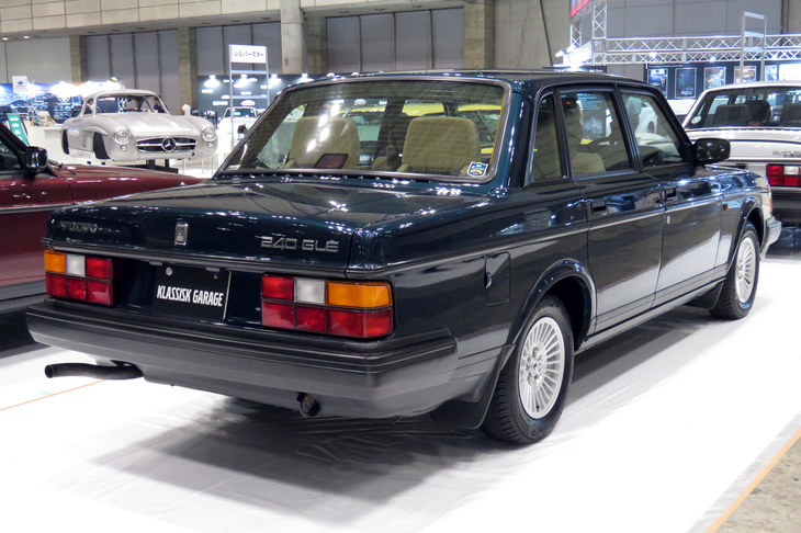 ボルボ240GLEセダン（1993年）／クラシックガレージ