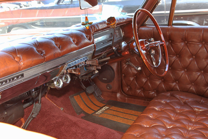 「マスターライン ピックアップ」は、インテリアもご覧のようにカスタムされていた。